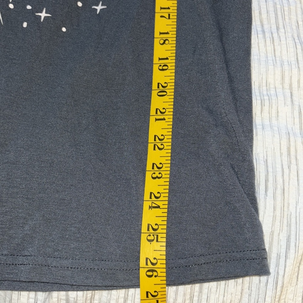 NWOT SHEIN Celestial Graphic T-shirt - Picture 6 of 6